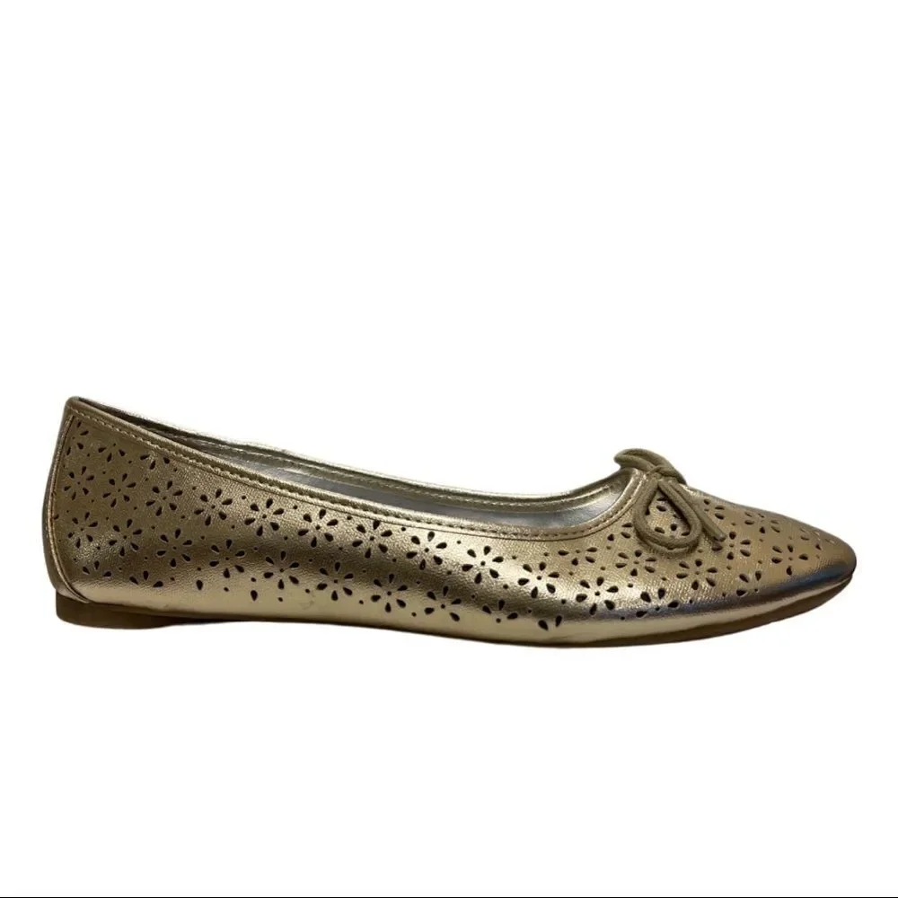 Land’s End Gold Metallic Perforated Ballet Flat - Girls Size 6